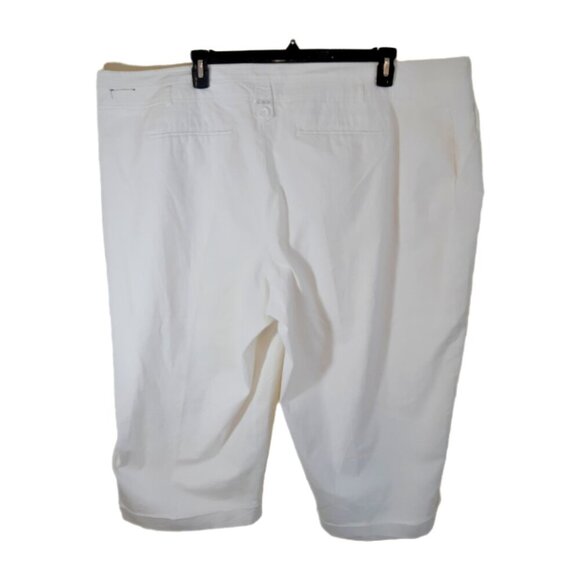 Womens Plus Size Capri Cropped Pants 28 4X Penningtons Coupe Rome Fit White - Picture 2 of 4